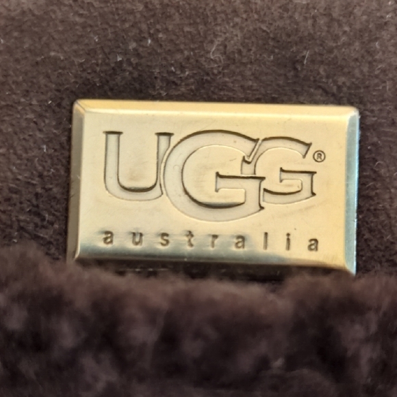 💋UGG Brown Shearling Shoulder Bag - Picture 2 of 9